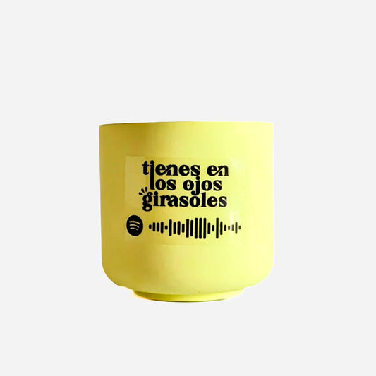 Vela musical de canela y naranja